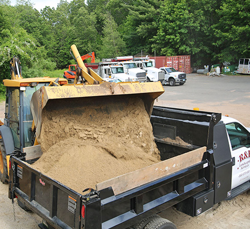Topsoil Delivery in Tolland CT