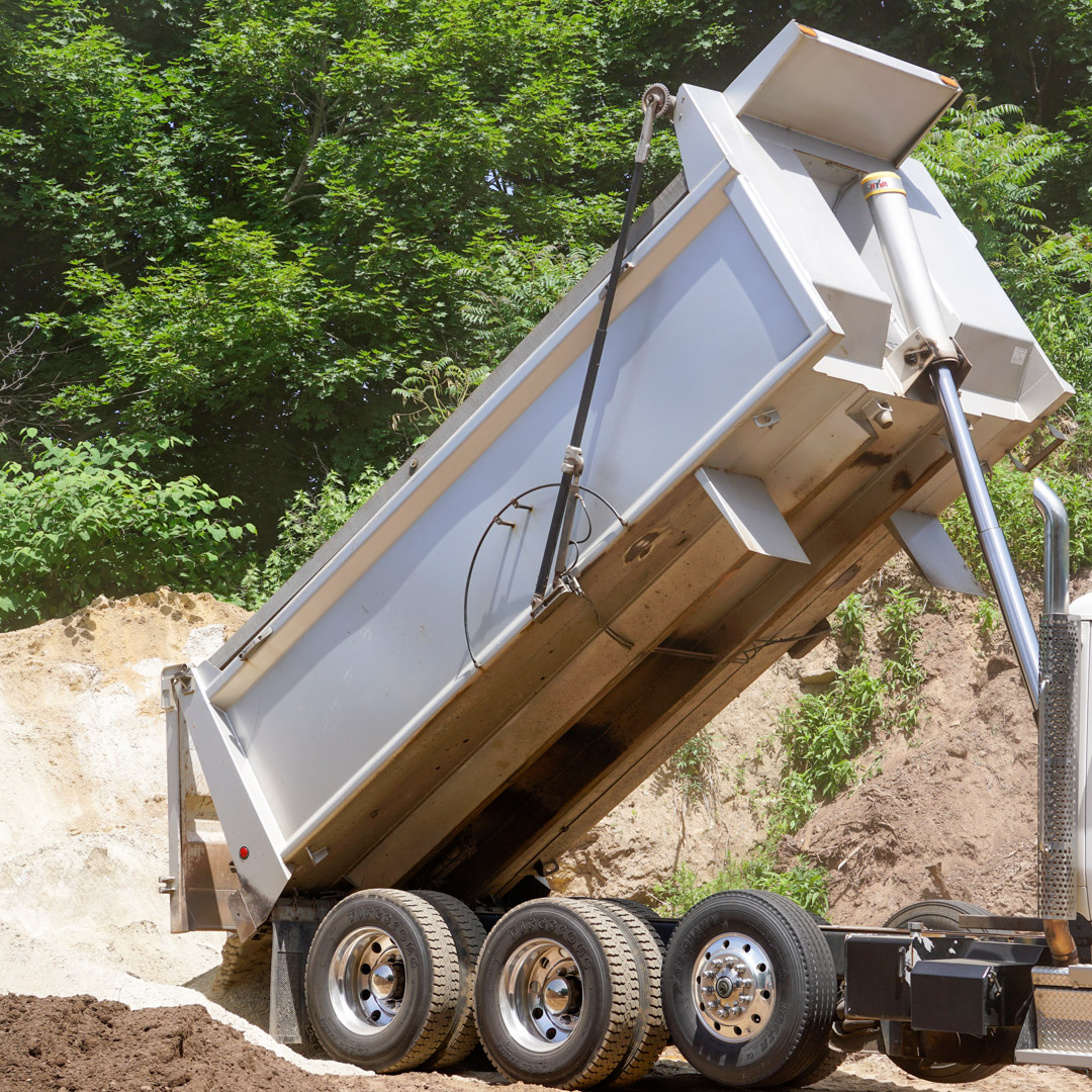 Landscaping material delivery in Mansfield & East Windsor, CT